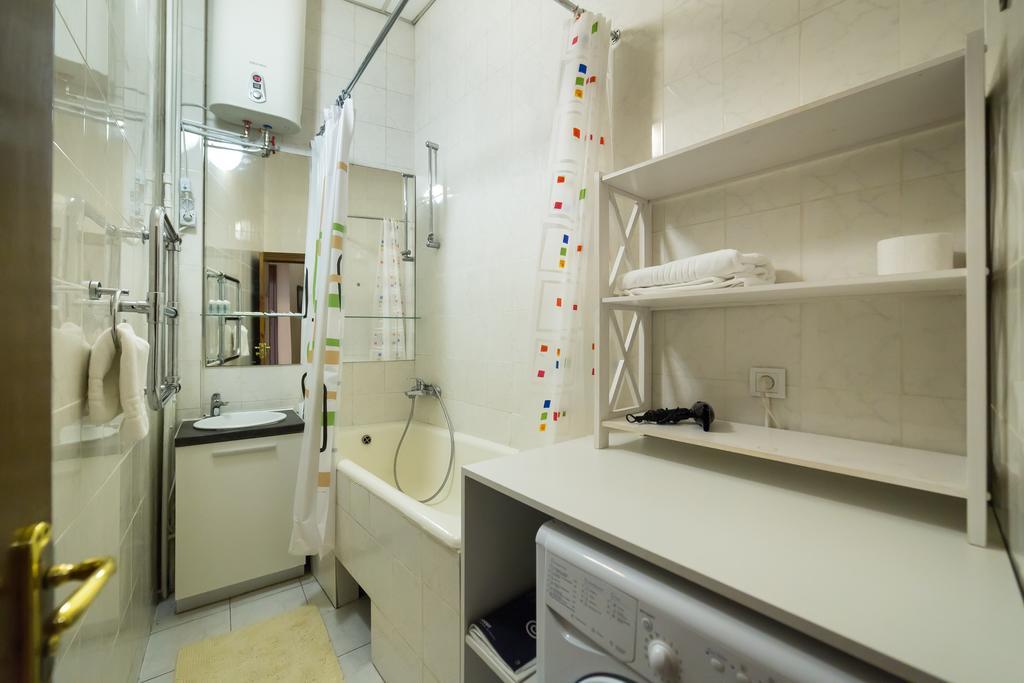 Cozy apartment in Centre of Kiev Buitenkant foto